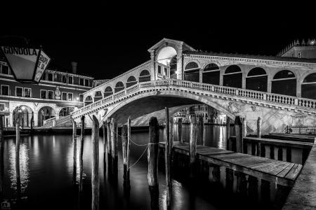 Venedig Rialto Bruecke Nacht